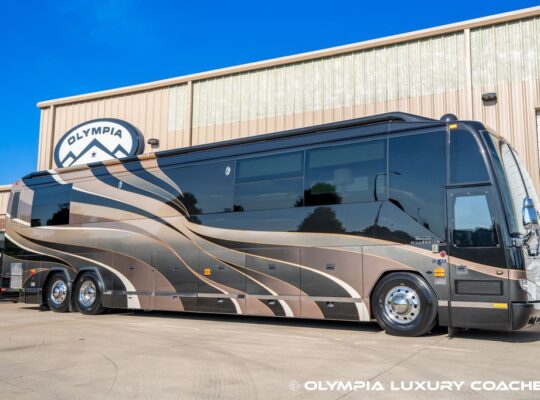 2007 Prevost H3-45 Millennium Coach