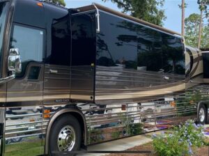 2005 Prevost Liberty Elegant Lady XLII