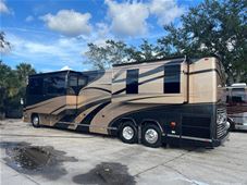 2004 Prevost H3-45